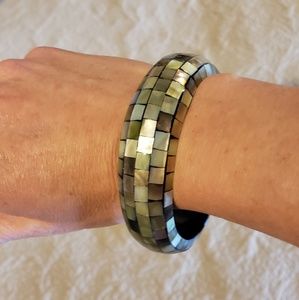 Premier design bracelet